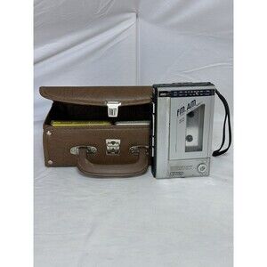 Vintage Sanyo M1770F Mini Radio Cassette Player Bundle W/ Leather Case~ *TESTED*